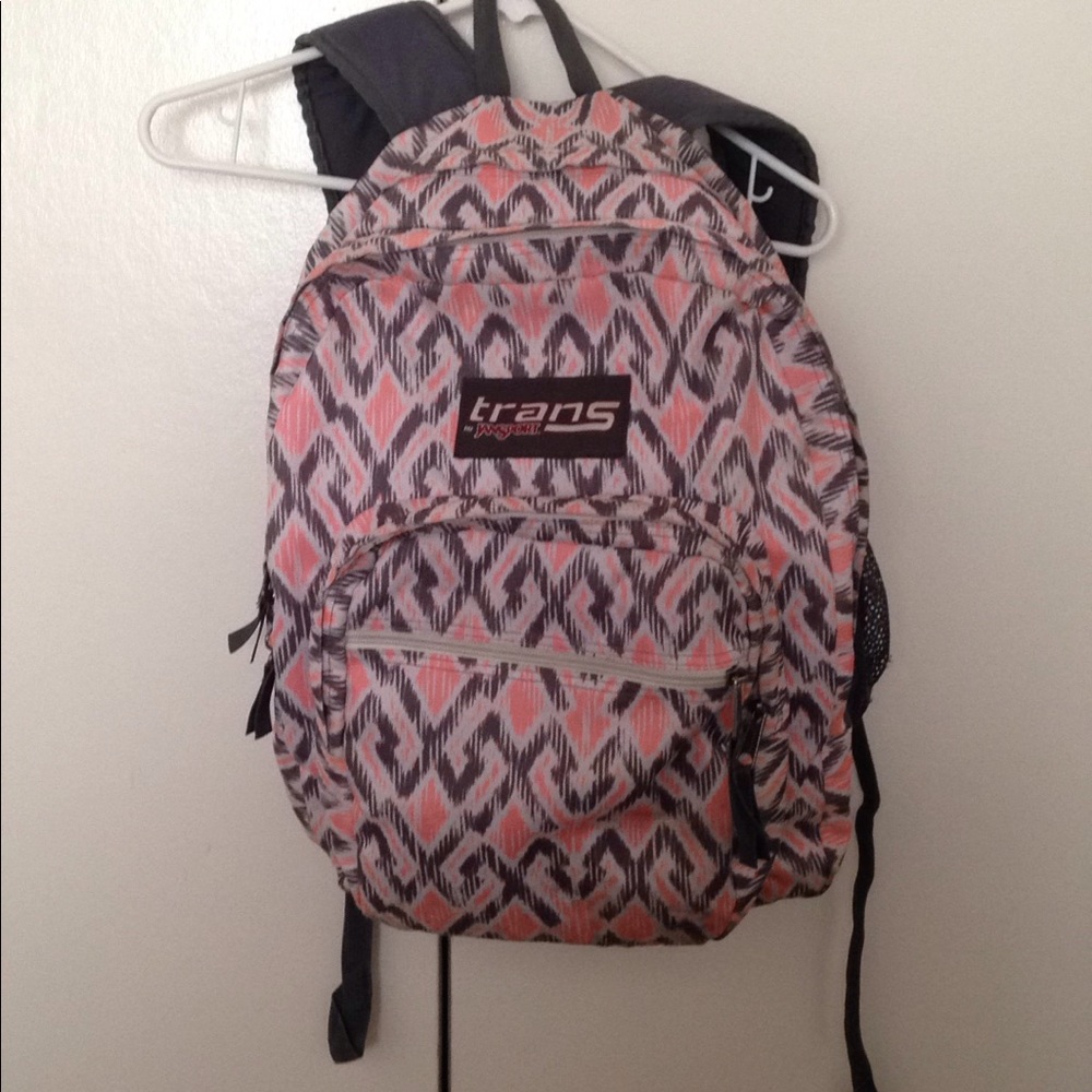 Grey and pink patterned jansport backpack!